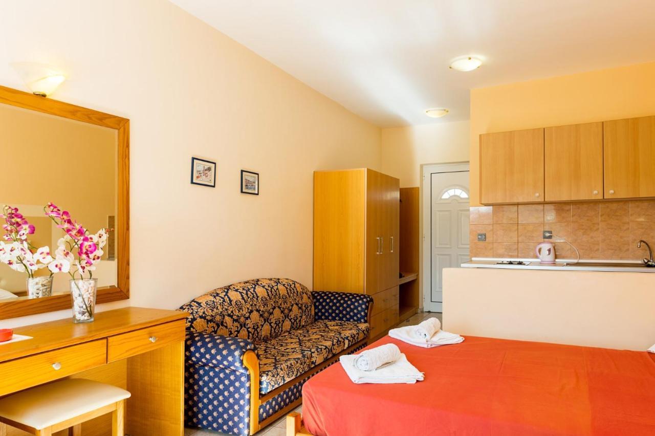Summer Memories Aparthotel Pefki Buitenkant foto